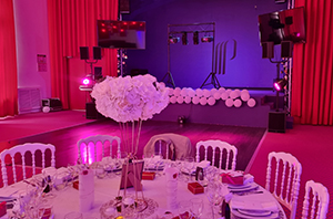 decoration et lumieres de salle de mariage