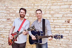 Musiciens cocktail mariage guitariste